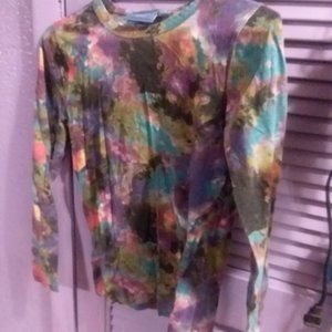 Vintage GIRLS SIMPLY VERA  VERA WANG  LONG SLEEVE TIEDYED  Shirt.